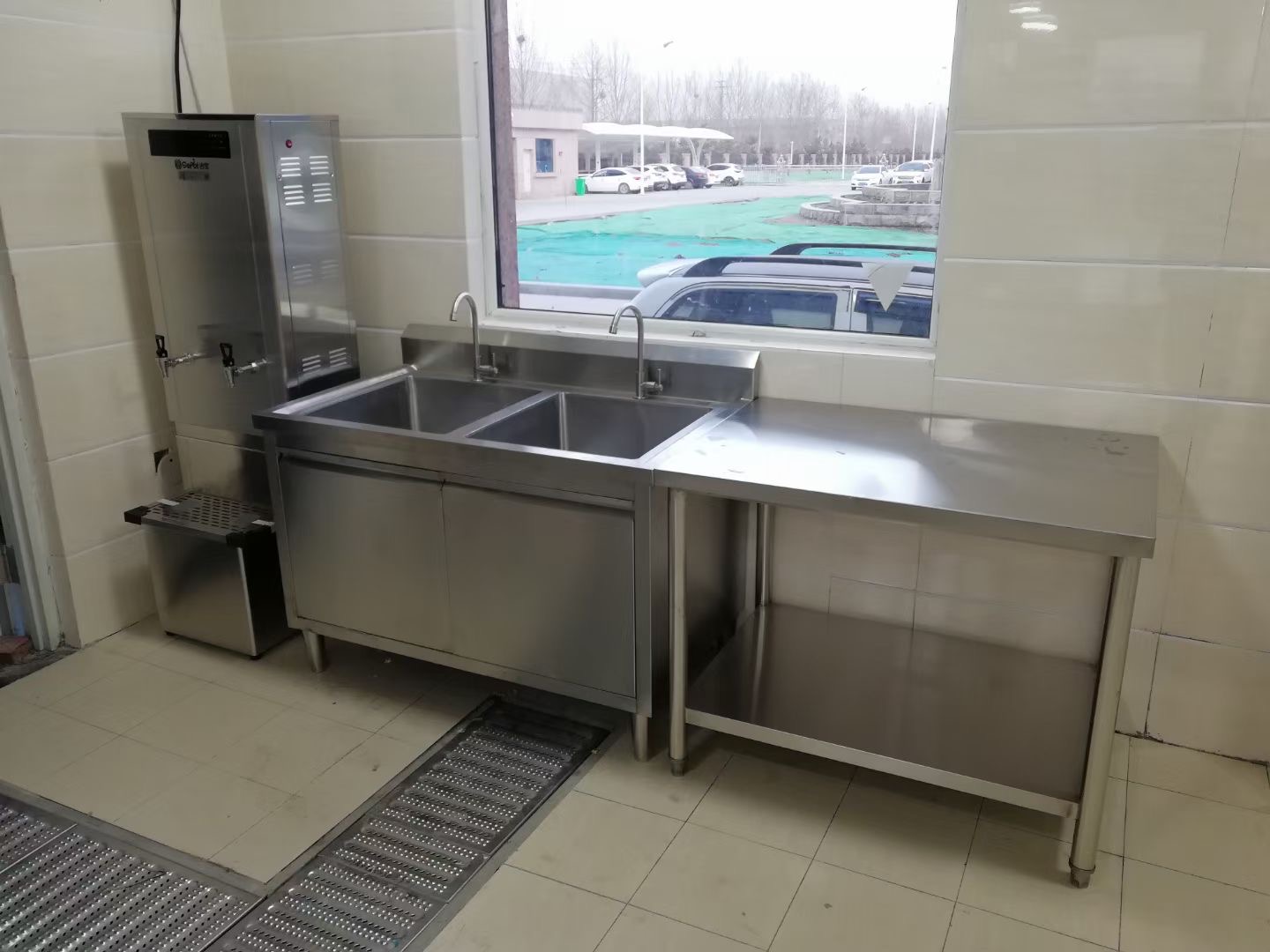 通辽市学校食堂厨房设备厨房设计 - 价格